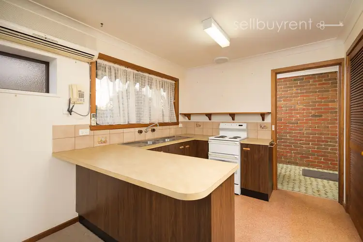 Second view of Homely unit listing, 1/7 PAGE COURT, Wodonga VIC 3690