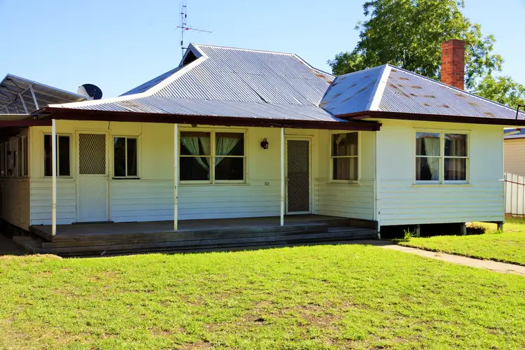 32 Mahonga Street, Jerilderie NSW 2716