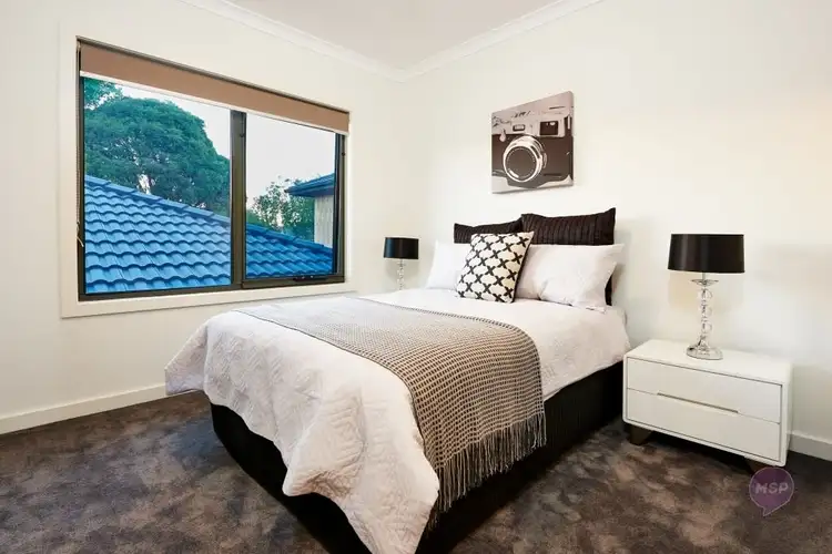 Fifth view of Homely townhouse listing, 2/32 Dorset Road, Croydon VIC 3136