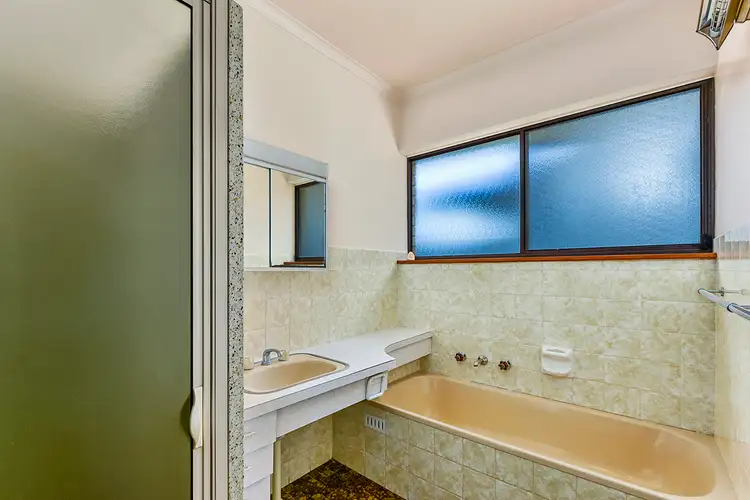 Fifth view of Homely house listing, 10 Hutchesson Street, Millicent SA 5280