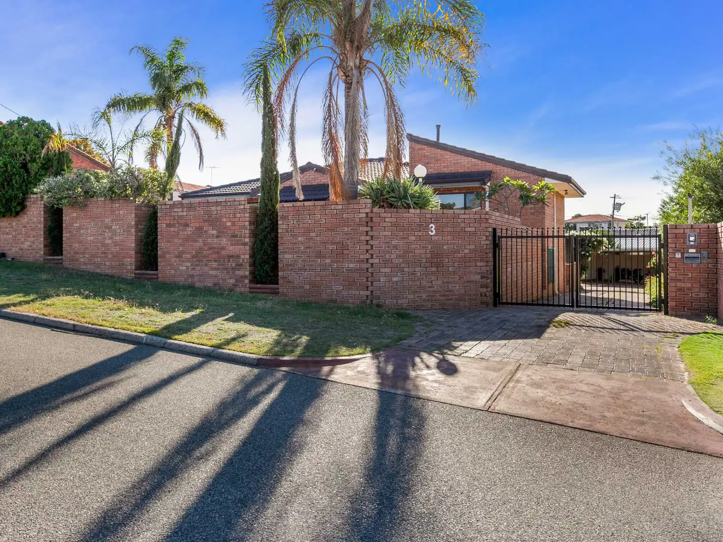 Main view of Homely house listing, 3 Minchin Place, Bull Creek WA 6149