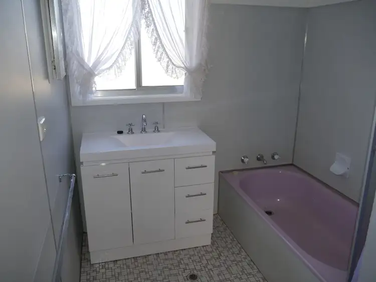 Sixth view of Homely house listing, 20 Oxley Road, Leeton NSW 2705