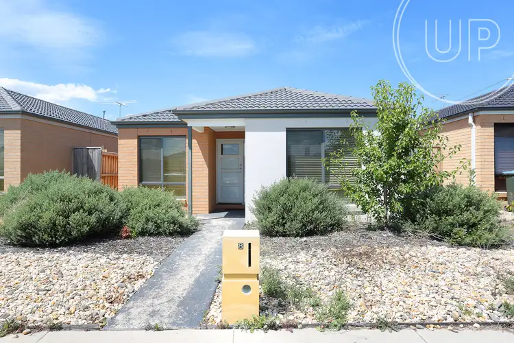 8 Bolivar Esplanade, Truganina VIC 3029