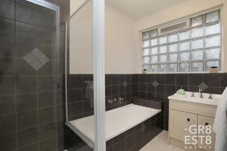 Sixth view of Homely house listing, 2 Francis Court, Narre Warren VIC 3805