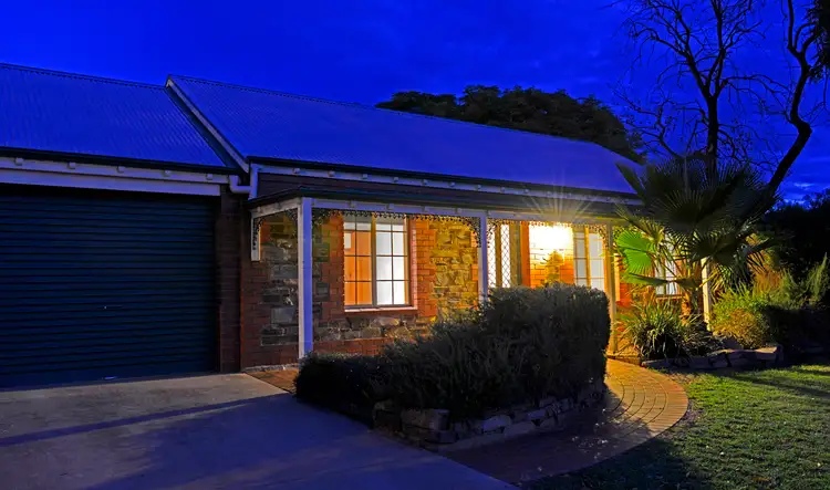 Main view of Homely townhouse listing, 2/1 Shadforth Street, Benalla VIC 3672