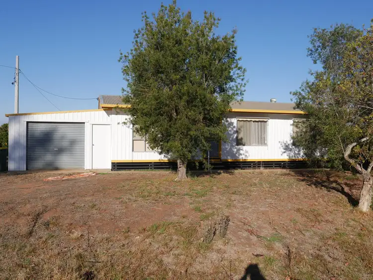 98 Cassia Road, Leeton NSW 2705