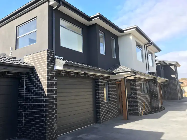 Main view of Homely townhouse listing, 3/10 Highlands Road, Thomastown VIC 3074
