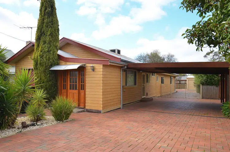6 Rose Street, Stawell VIC 3380
