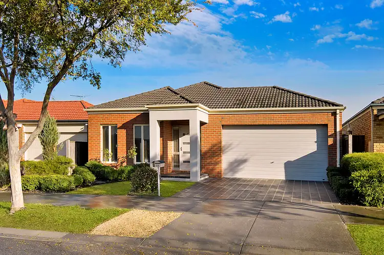 Main view of Homely house listing, 11 Bellfield Drive, Craigieburn VIC 3064