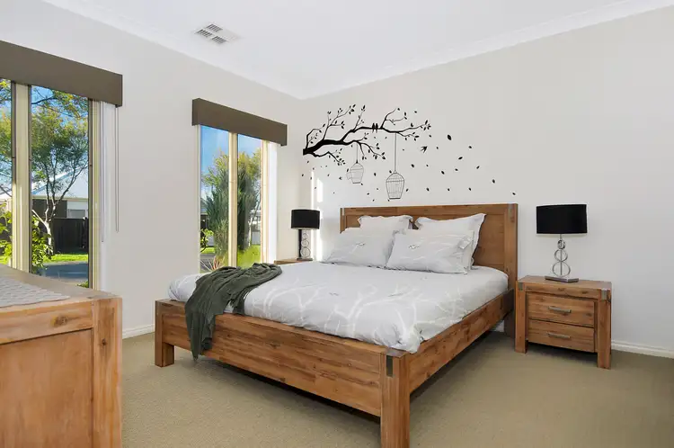 Sixth view of Homely house listing, 11 Bellfield Drive, Craigieburn VIC 3064