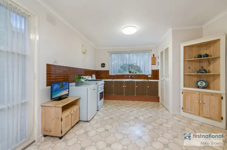 Fifth view of Homely house listing, 23 Tangari Court, Greensborough VIC 3088