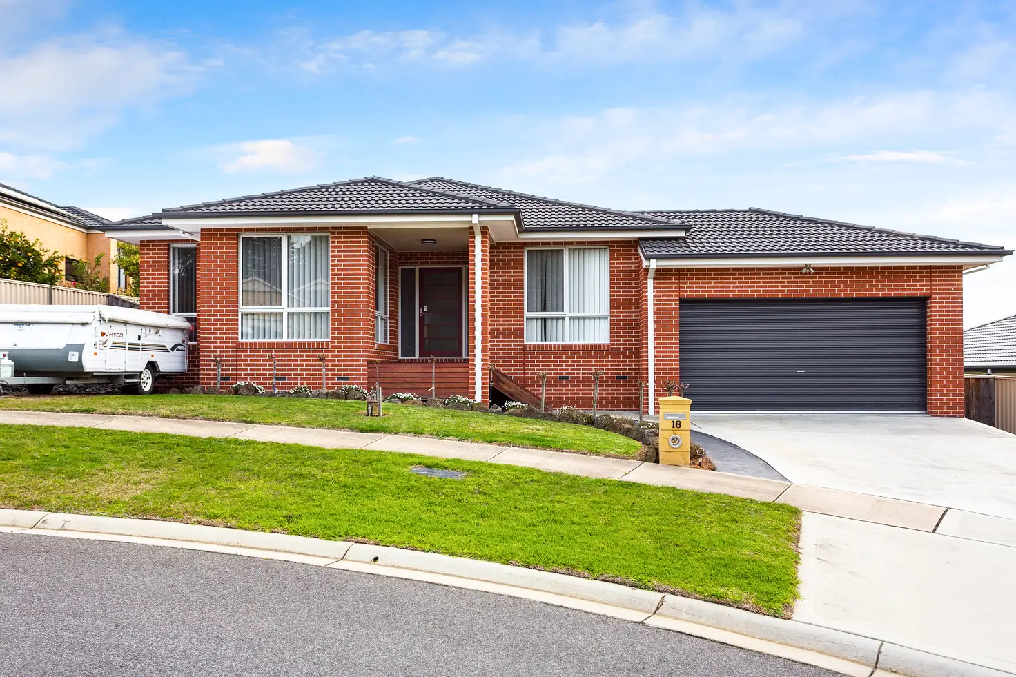 Main view of Homely house listing, 18 Valleyview Grove, Drouin VIC 3818