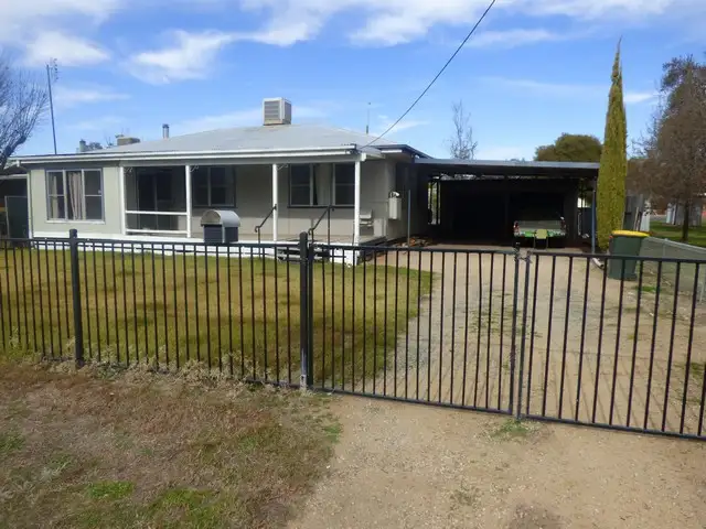 14 Morago Street, Moulamein NSW 2733