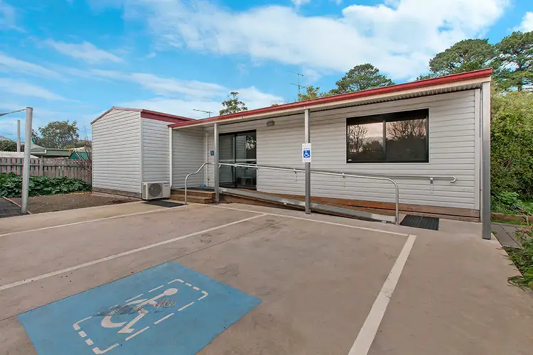 Fourth view of Homely house listing, 44 Dinwoodie Street, Hamilton VIC 3300