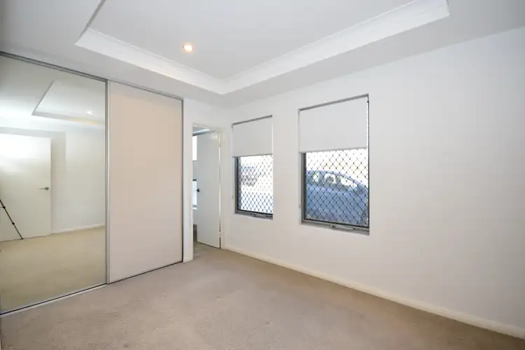 Fourth view of Homely unit listing, 1/3 Morago Crescent, Cloverdale WA 6105
