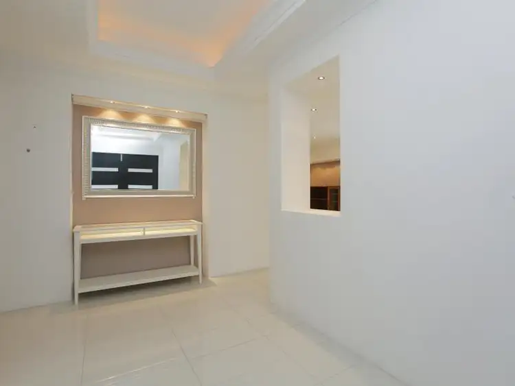 Fifth view of Homely house listing, 10 Harlequin Pass, Southern River WA 6110