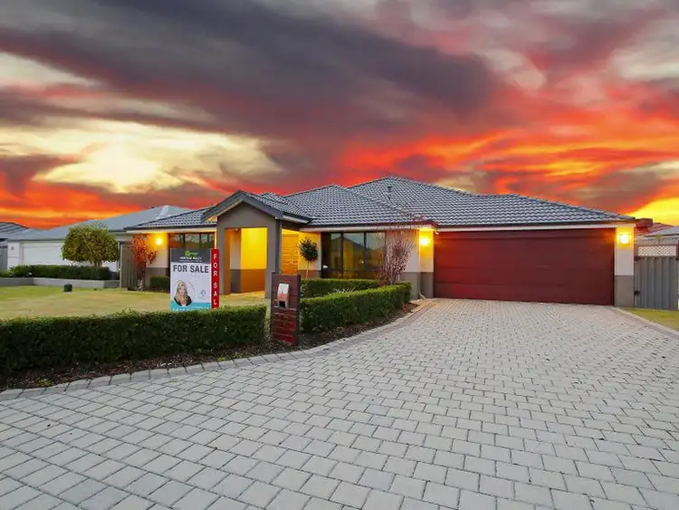12 Wellman Ave, Piara Waters WA 6112