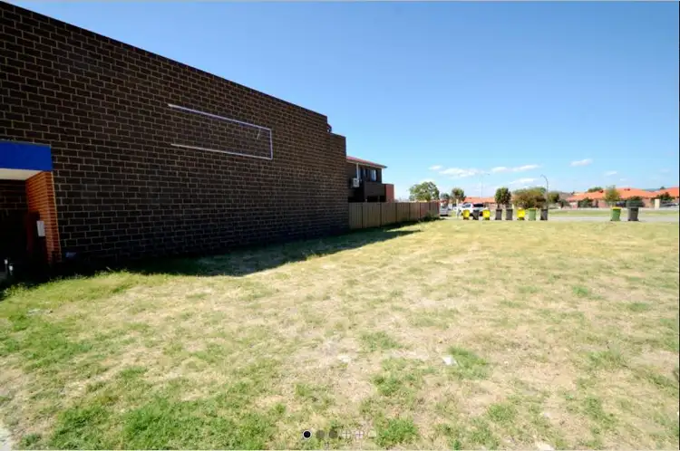 151 Canna Drive, Canning Vale WA 6155