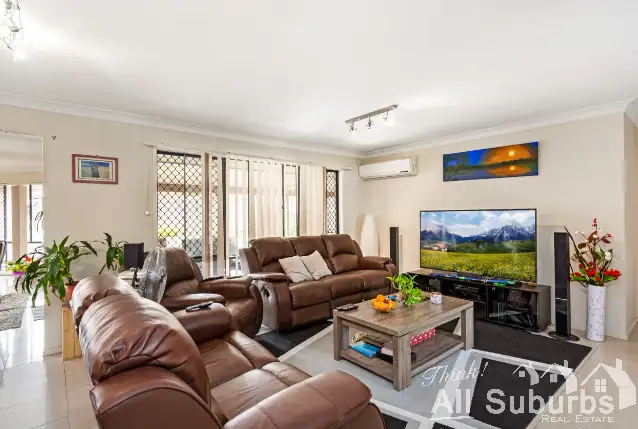 Third view of Homely house listing, 10 Garry Place, Crestmead QLD 4132