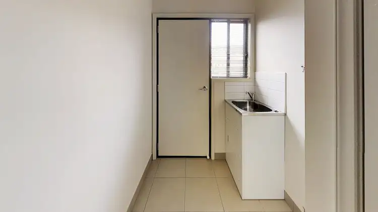 Fifth view of Homely house listing, 3 Sovereign Gardens, Kangaroo Flat VIC 3555