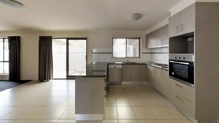 Seventh view of Homely house listing, 3 Sovereign Gardens, Kangaroo Flat VIC 3555