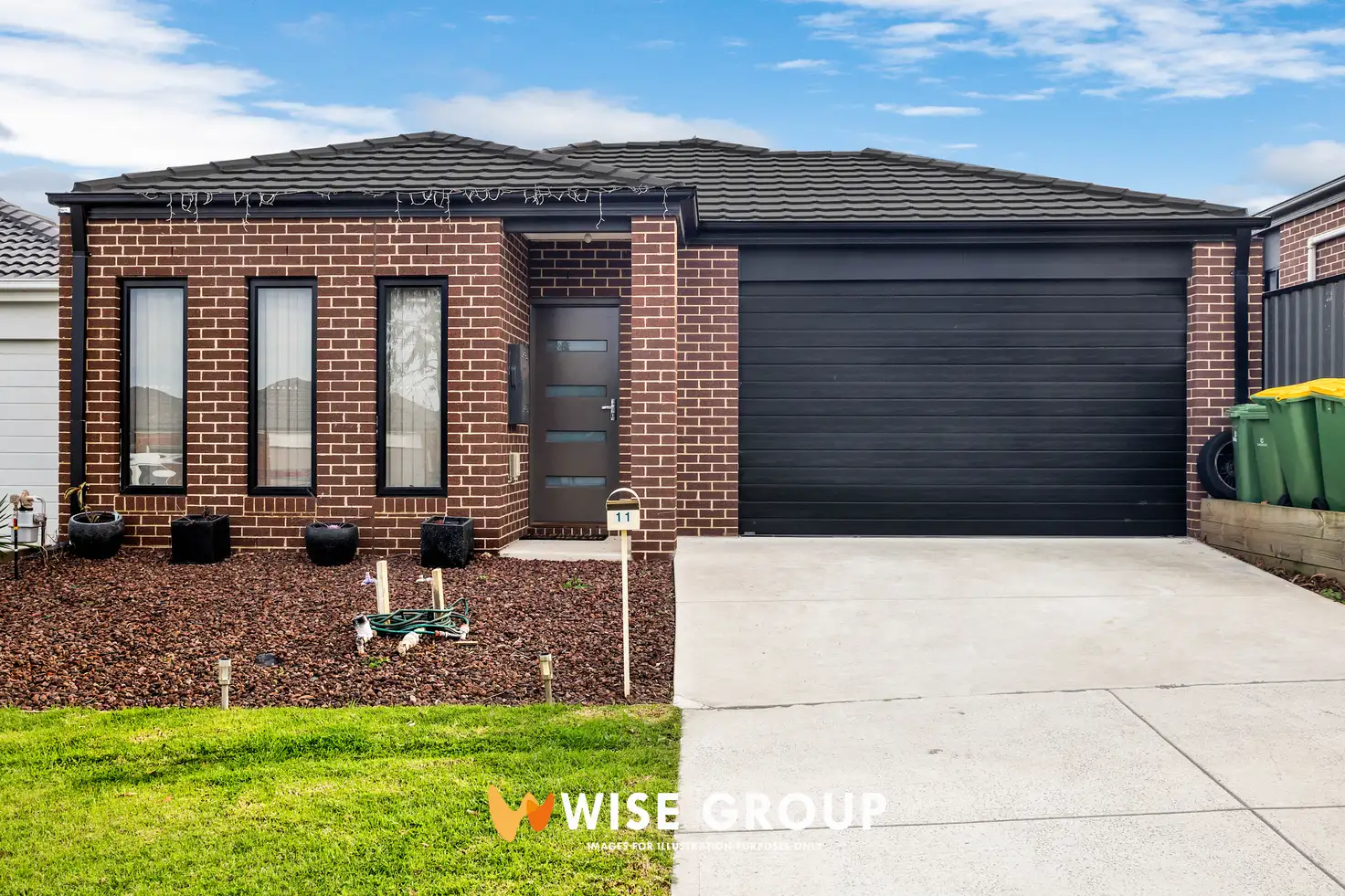 Main view of Homely house listing, 11 Taunton Drive, Pakenham VIC 3810