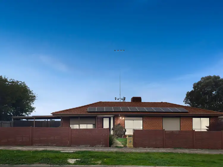 20 Crampton Crescent, Mill Park VIC 3082