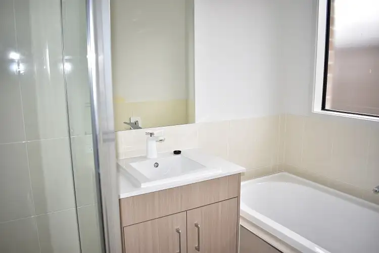 Sixth view of Homely house listing, 22 JOHNSTONE PLACE, Riverview QLD 4303