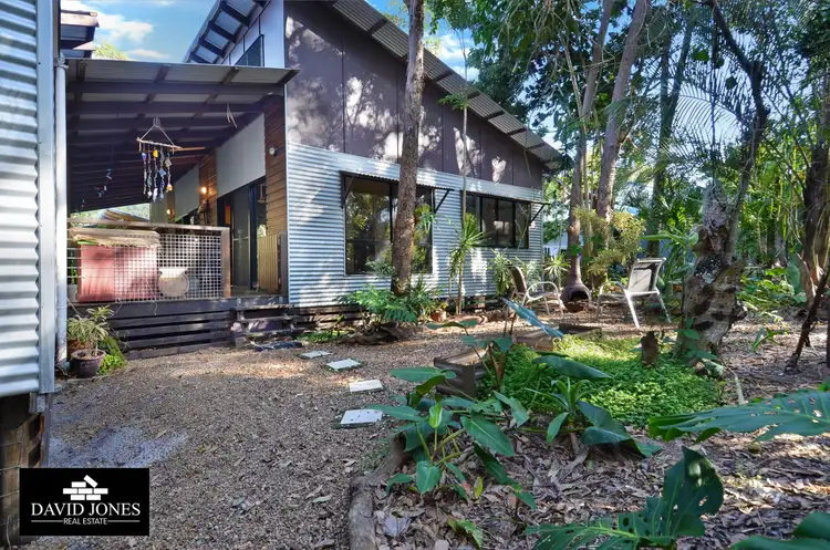 3 Belle Court, Rainbow Beach QLD 4581