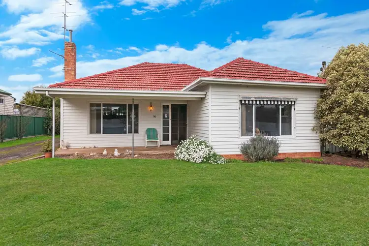 50 Dickens Street, Hamilton VIC 3300