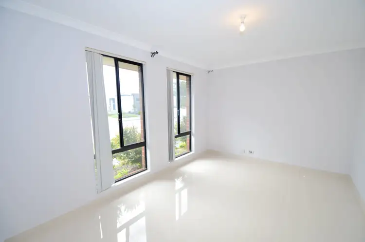 31 Corsican Way, Canning Vale WA 6155