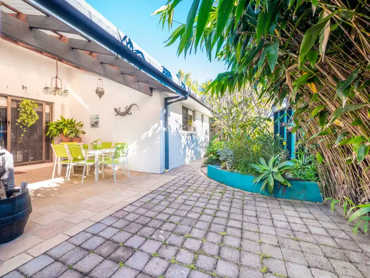 Third view of Homely house listing, 10 Natan Court, Ocean Shores NSW 2483