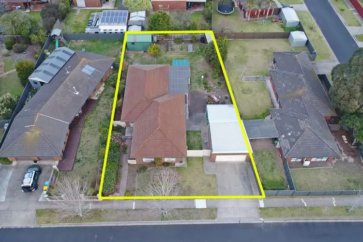 Fourth view of Homely house listing, 4 King Avenue, Sale VIC 3850