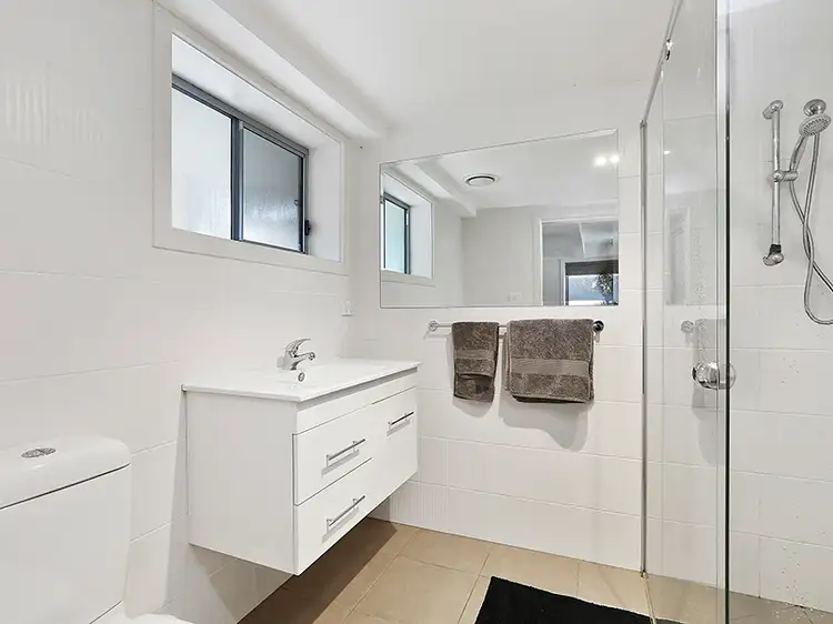 Third view of Homely block of units listing, 5A, 5B, 6/317 Moorabool Street, Geelong VIC 3220