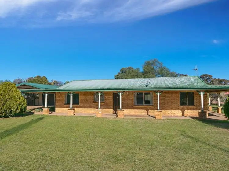 21 Molong Street, Manildra NSW 2865