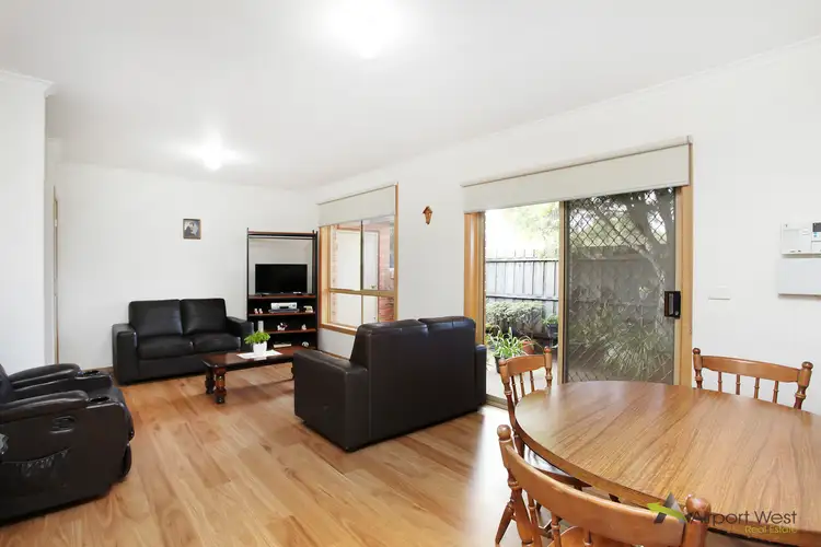 Third view of Homely villa listing, 4/6 Warwick Place, Tullamarine VIC 3043