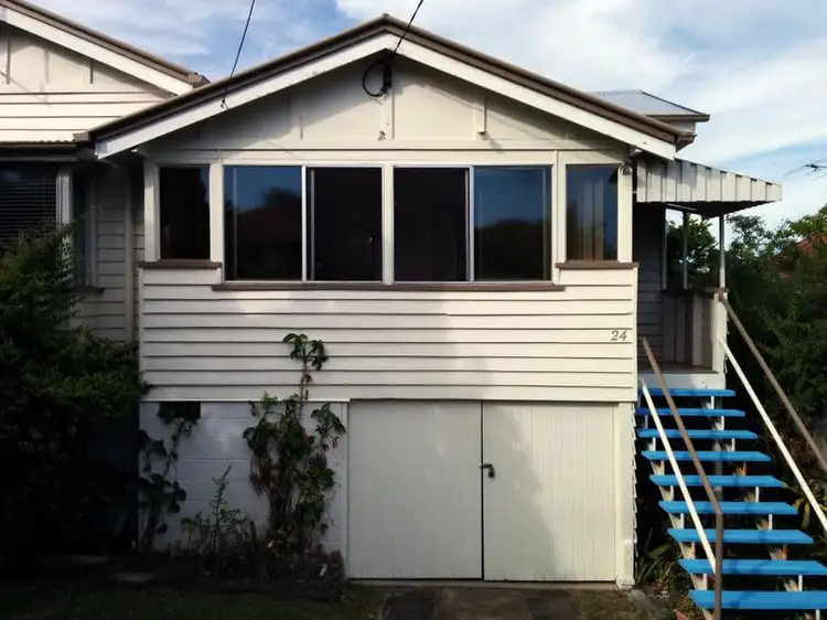 24 Palmer Street, Greenslopes QLD 4120