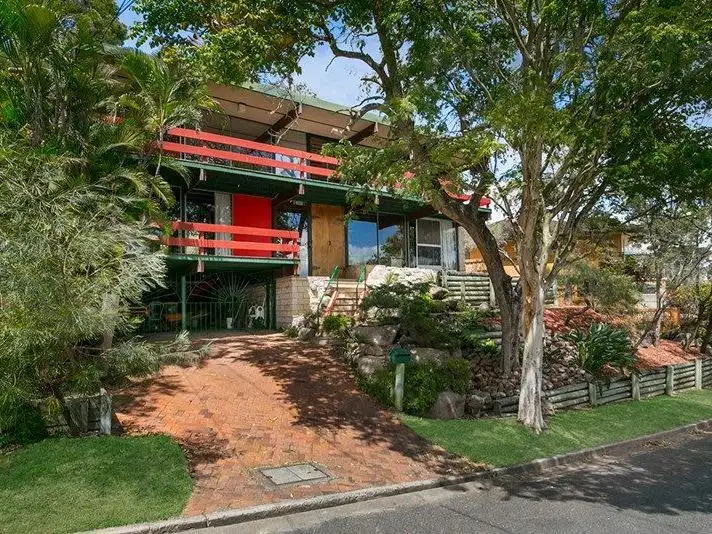 8 Odessa Street, Holland Park West QLD 4121
