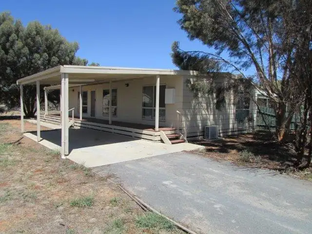 12 Alfred Street, Donald VIC 3480