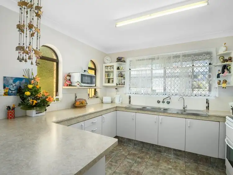 Third view of Homely semi-detached listing, 2/2 Riviera Avenue, Tweed Heads West NSW 2485
