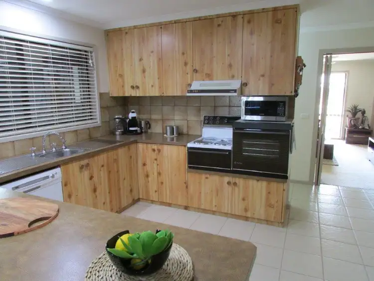 Seventh view of Homely house listing, 18 Hewitt Street, Warracknabeal VIC 3393