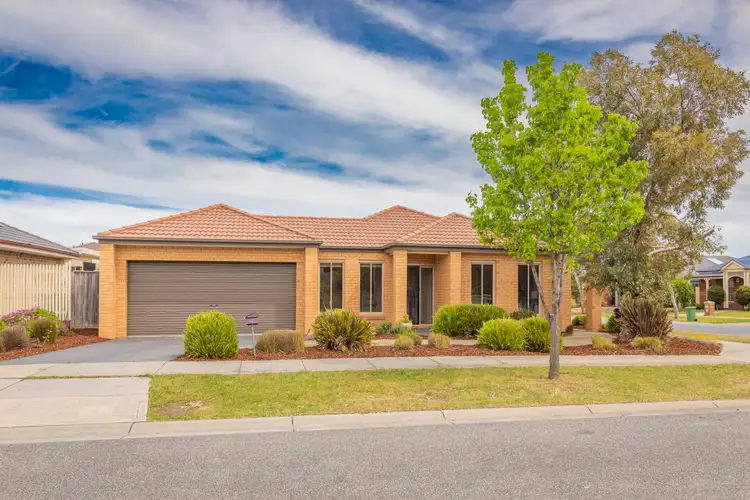 1 Laburnum Street, Berwick VIC 3806