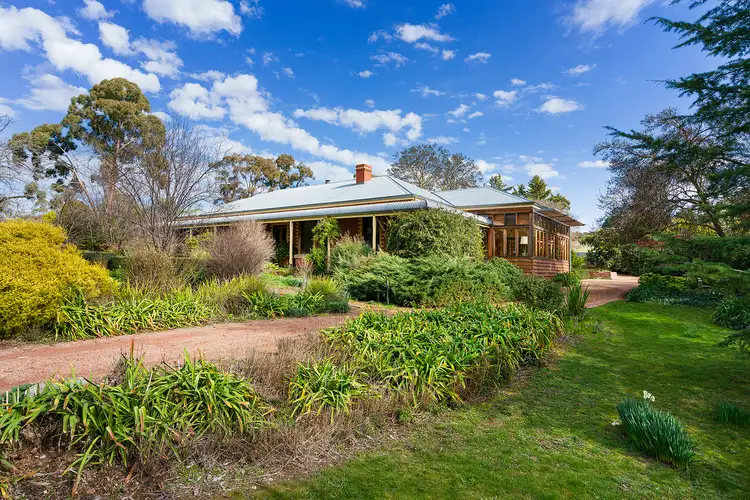 101 Diamond Gully Road, Mckenzie Hill VIC 3451