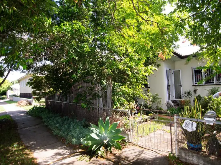 Second view of Homely house listing, 31 JUNCTION STREET, Woolloongabba QLD 4102