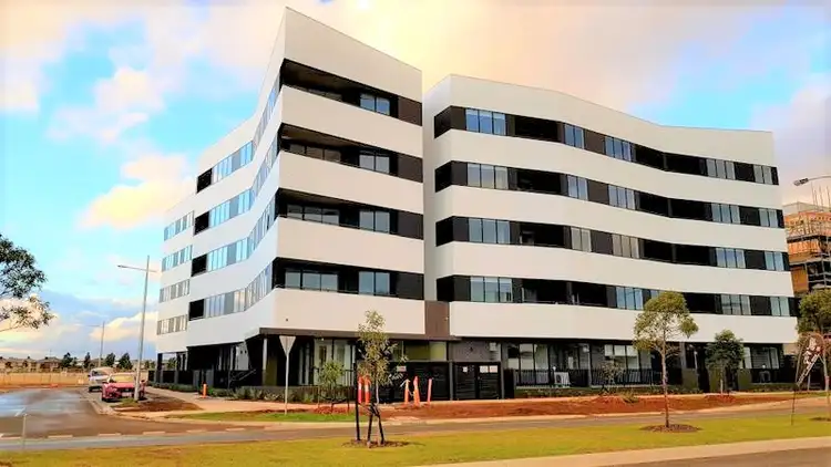 402/2 Clark street, Williams Landing VIC 3027