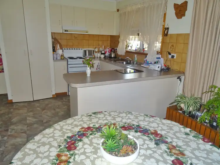 Fifth view of Homely house listing, 1006 Grevillea Road, Wendouree VIC 3355
