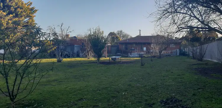 Fifth view of Homely house listing, 1 Metcalfe Drive, Romsey VIC 3434