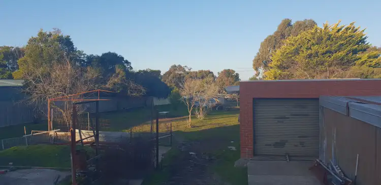 Seventh view of Homely house listing, 1 Metcalfe Drive, Romsey VIC 3434