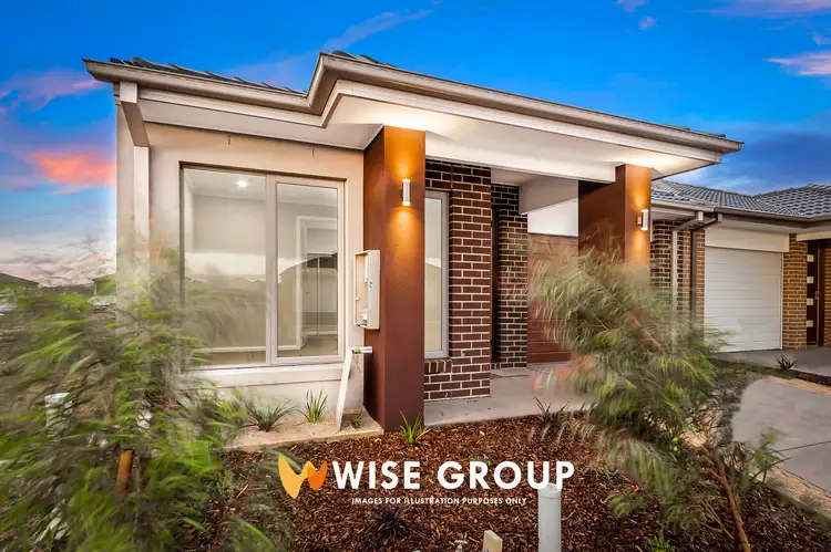 17 Walhallow Drive, Clyde North VIC 3978