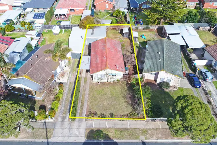 Second view of Homely house listing, 6 Elston Court, Sale VIC 3850